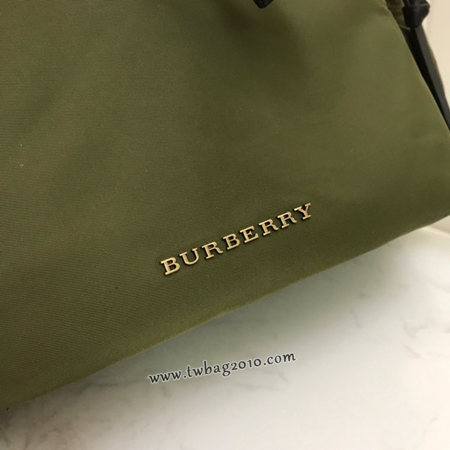 Burberry專門店新款大號The Rucksack軍旅背包 巴寶莉男士雙肩背包大書包 yxb1146